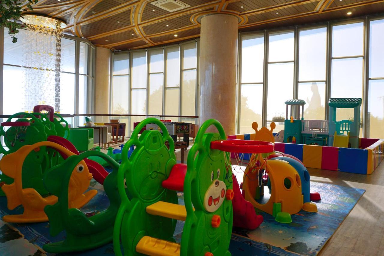 Mermaid Seaside Hotel Вунгтау Екстер'єр фото